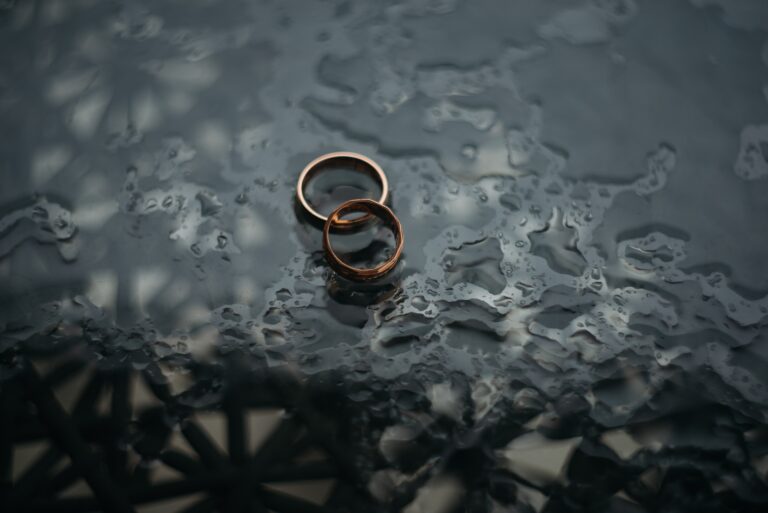 zoriana stakhniv PUVgHyBgZn8 unsplash 768x513 - Поділ майна подружжя